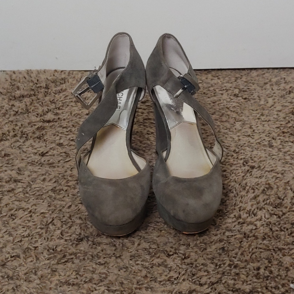 Michael Kors Platform Pumps - Picture 1 of 3